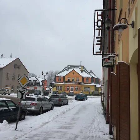 Ski Hotel Svoboda Nad Upou 乌帕河畔斯沃博达