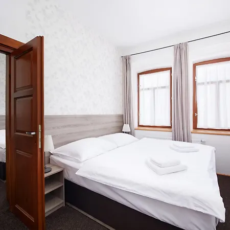 호텔 Ski Hotel Svoboda Nad Upou