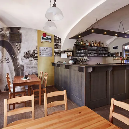 Ski Hotel Svoboda Nad Upou 3* 乌帕河畔斯沃博达