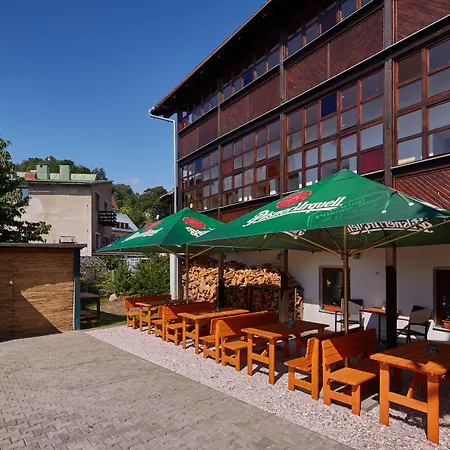酒店 Ski Hotel Svoboda Nad Upou